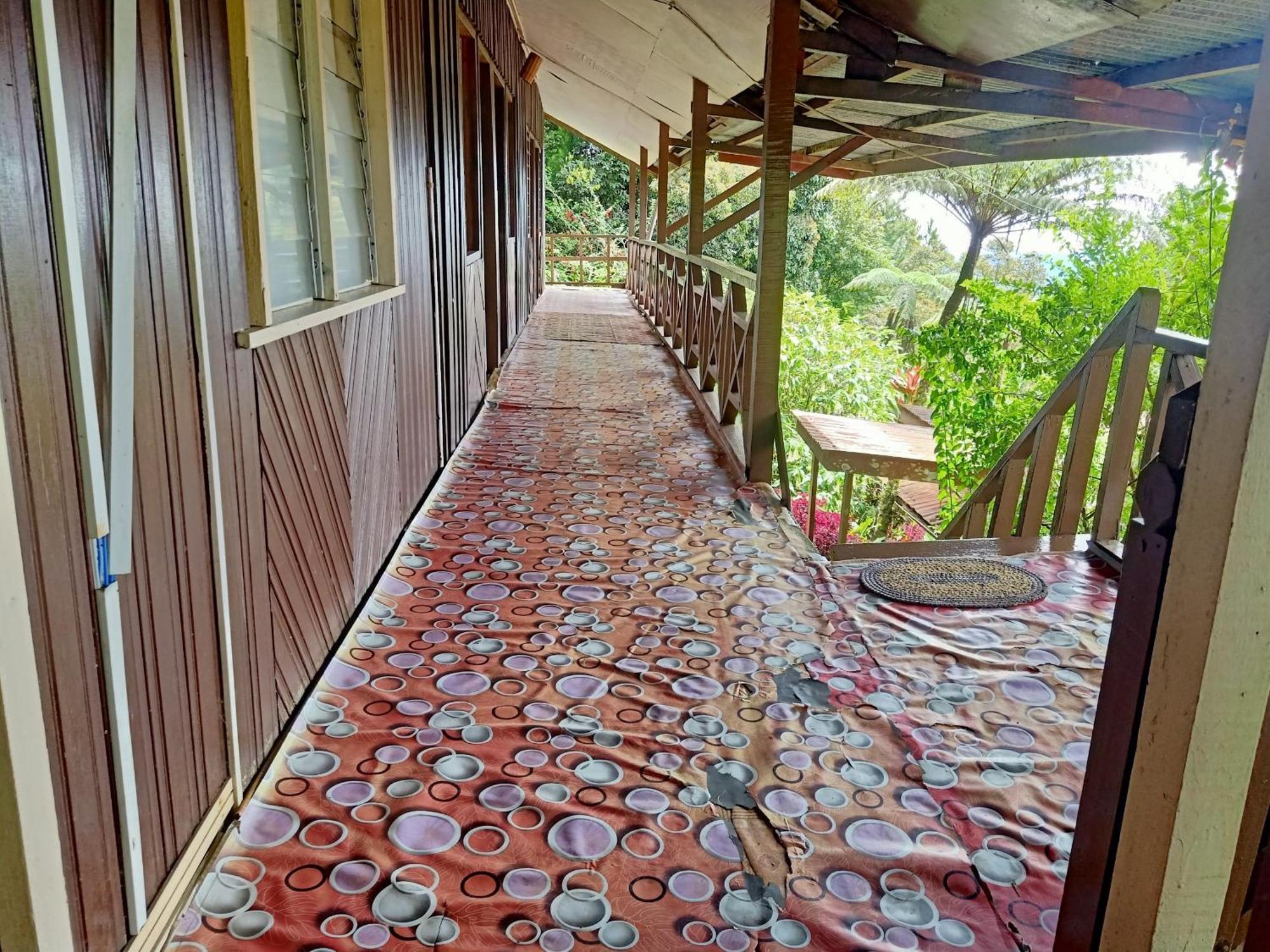 Oyo Home 90430 Mountain Resthouse Ranau Exterior foto